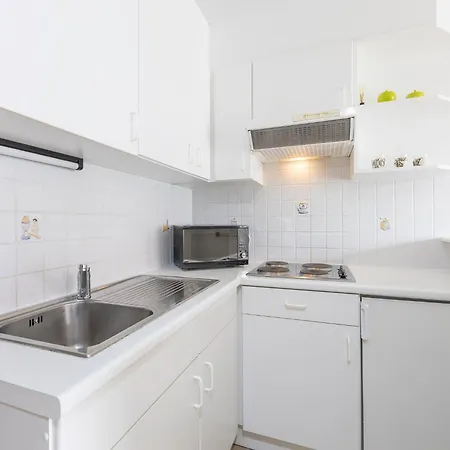 Spacious With View, Cleaning Included Apartment Middelkerke